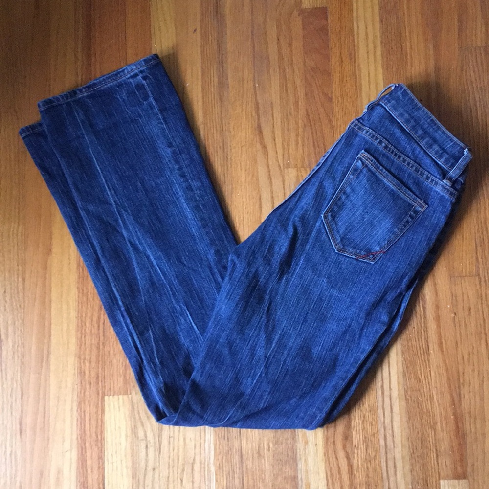 Banana Republic Jeans. Contoured bootcut. Size 2.